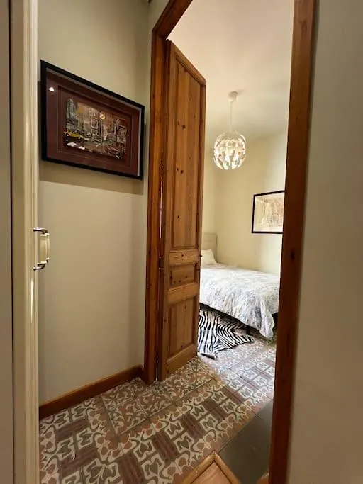 Appartement Chambre Avec Acces Prive, Terrasse, Piscine Barcelona
