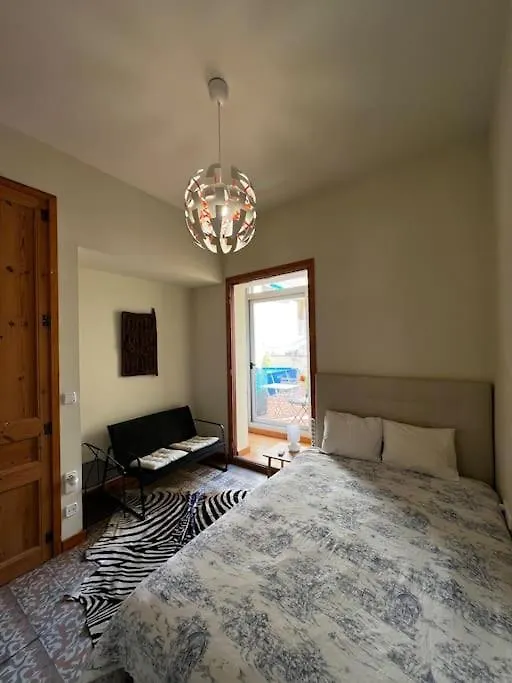 Appartement Chambre Avec Acces Prive, Terrasse, Piscine Barcelona